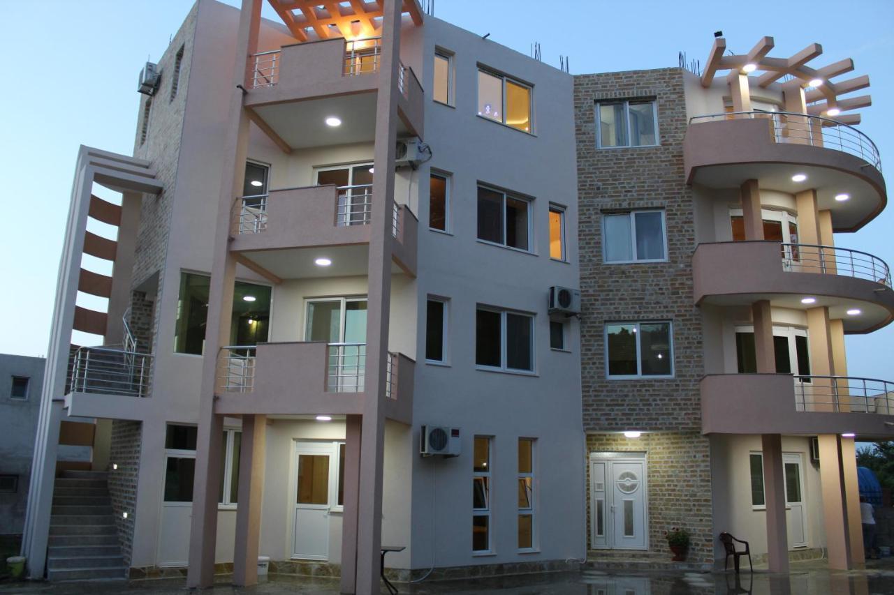 Guest House Koliqi - Hotel & Apartments Ulcinj Eksteriør bilde