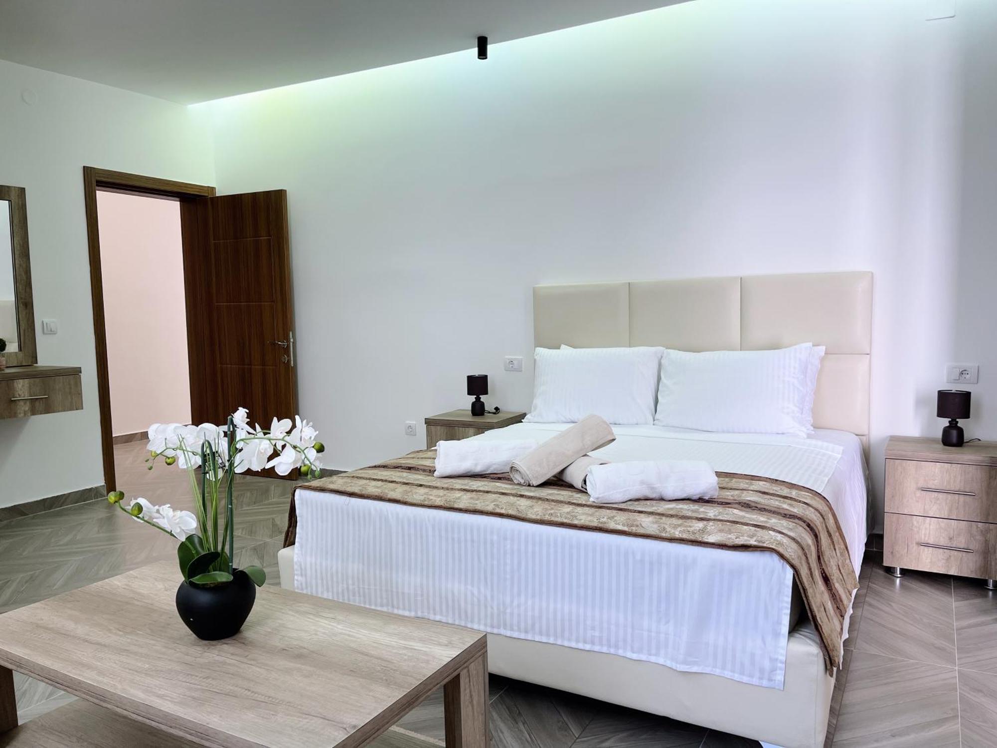 Guest House Koliqi - Hotel & Apartments Ulcinj Eksteriør bilde