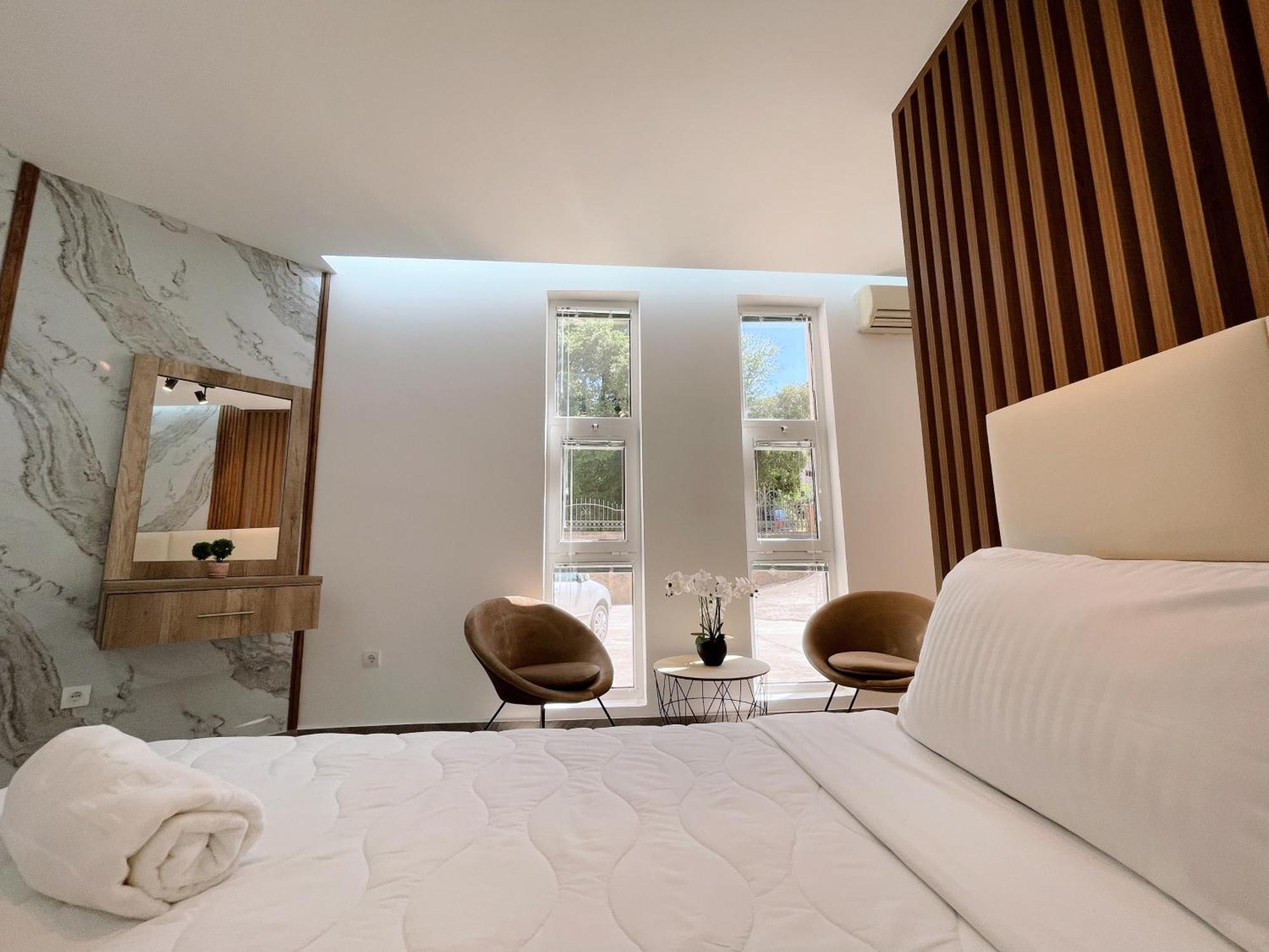 Guest House Koliqi - Hotel & Apartments Ulcinj Eksteriør bilde