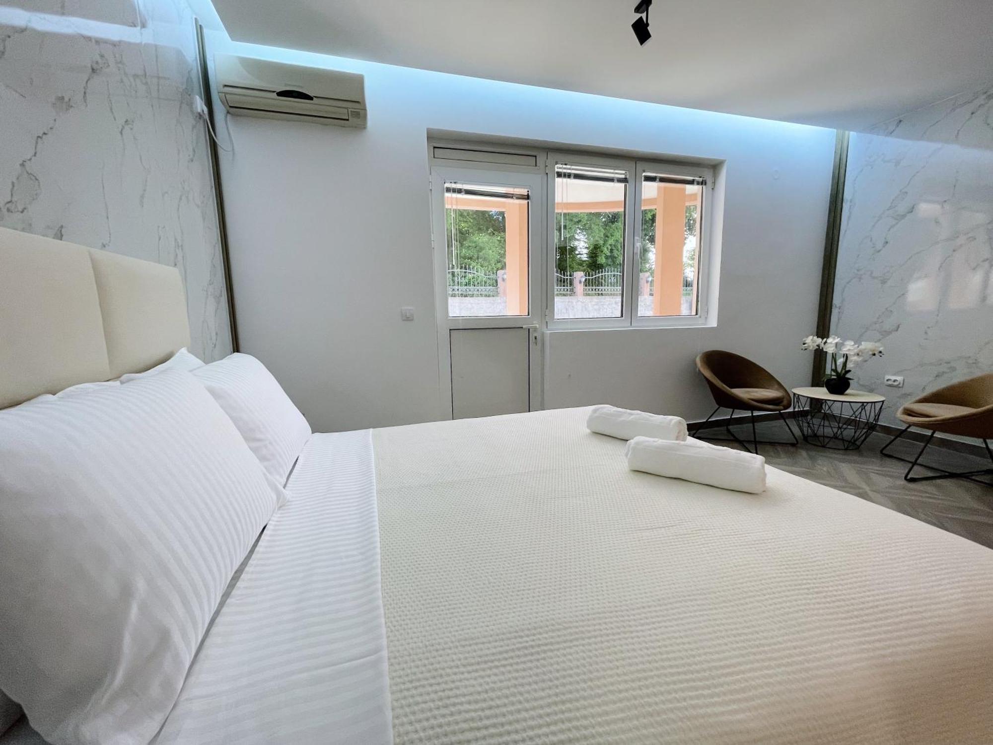 Guest House Koliqi - Hotel & Apartments Ulcinj Eksteriør bilde