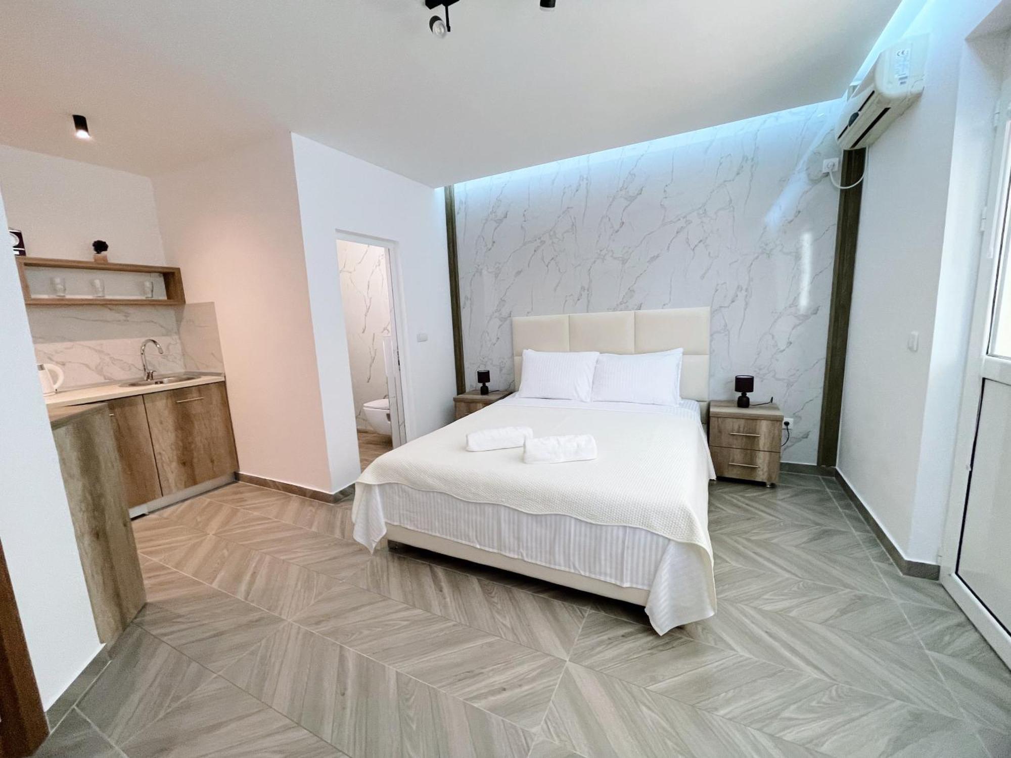 Guest House Koliqi - Hotel & Apartments Ulcinj Eksteriør bilde